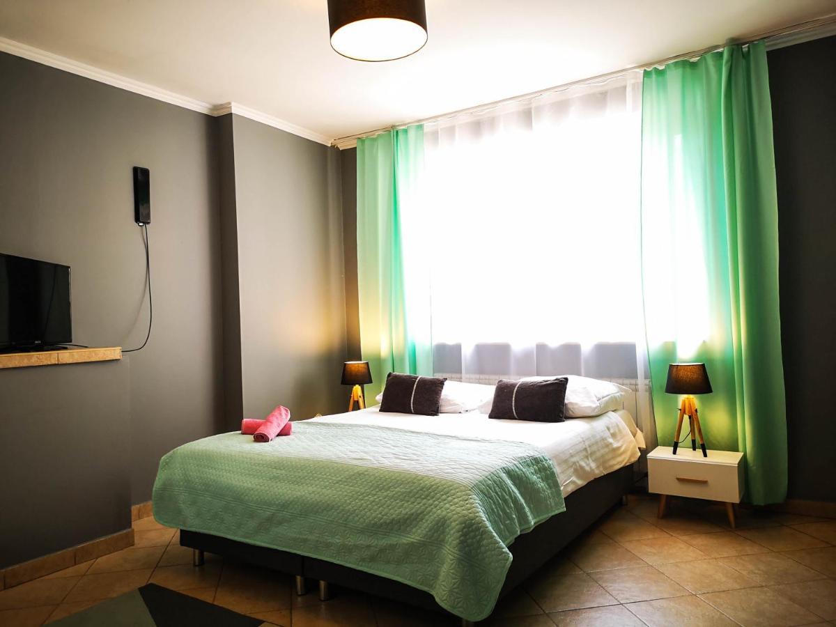 Aparthotel Bialy Orzel Przemyśl Exterior foto
